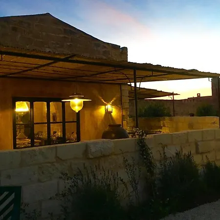 Il Baglio Sull'acqua فندق فافينانا